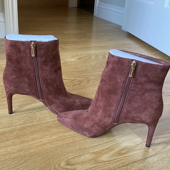 Brown Suede Heeled Ankle Boots Sz 7.5 - Picture 5 of 7